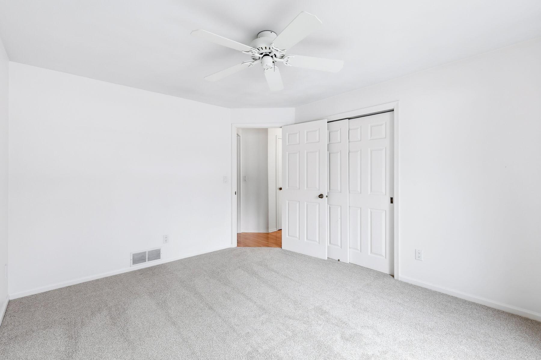 778 Sunshine Ln