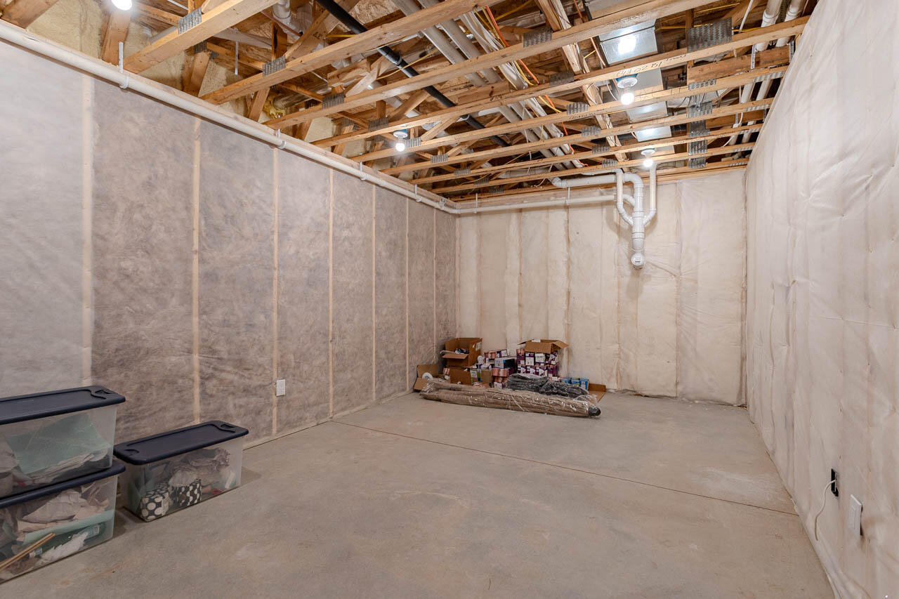8445 Steele Rd