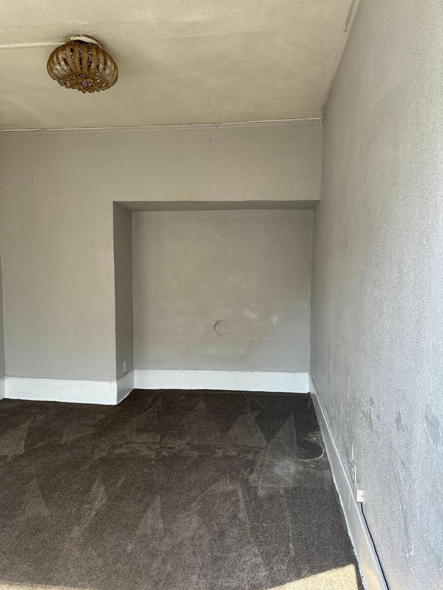 2441 N 1st St Unit: 2443