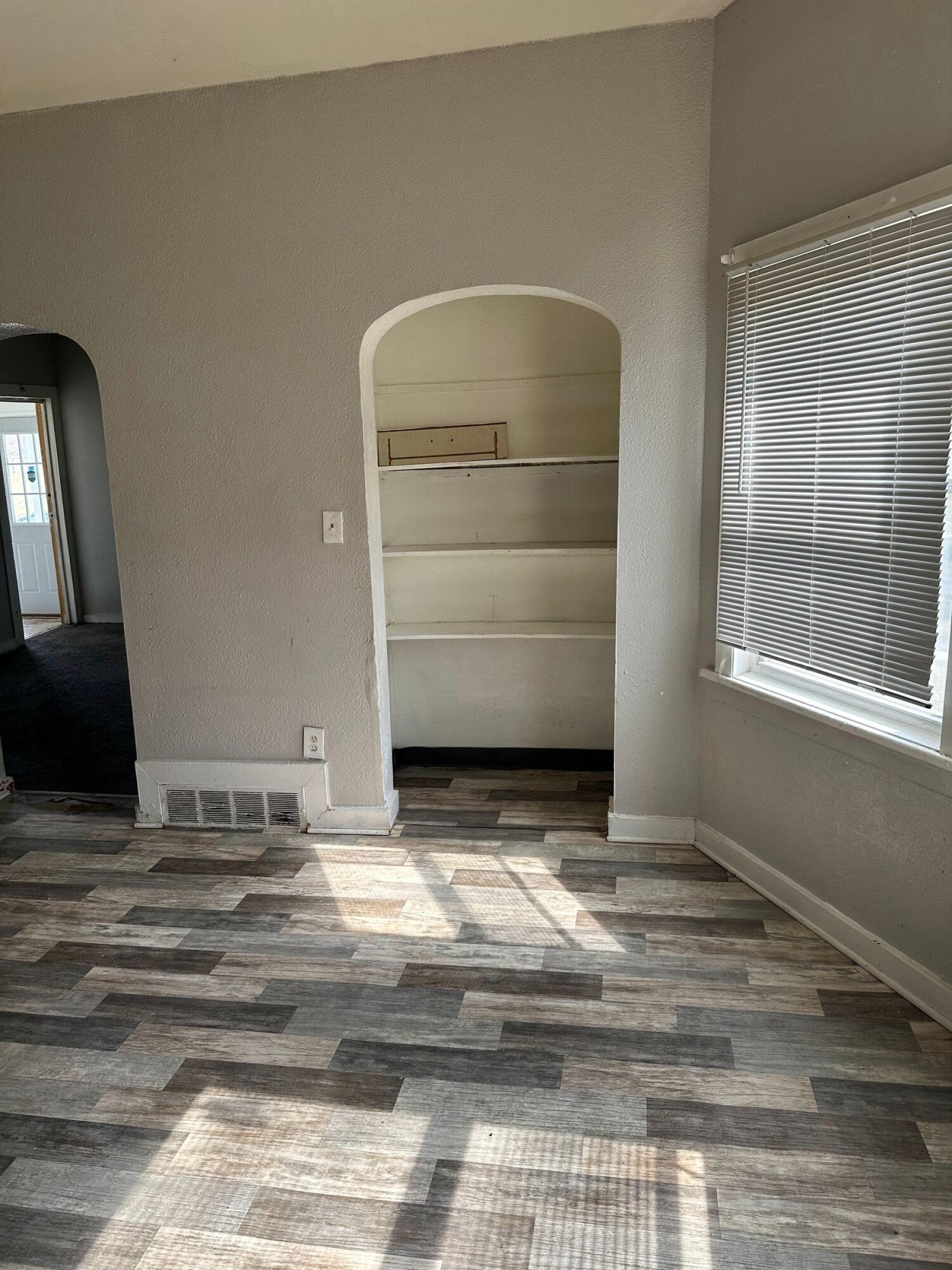2441 N 1st St Unit: 2443