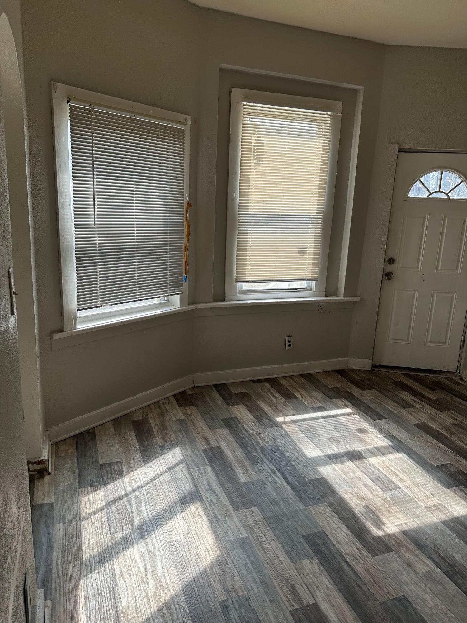 2441 N 1st St Unit: 2443