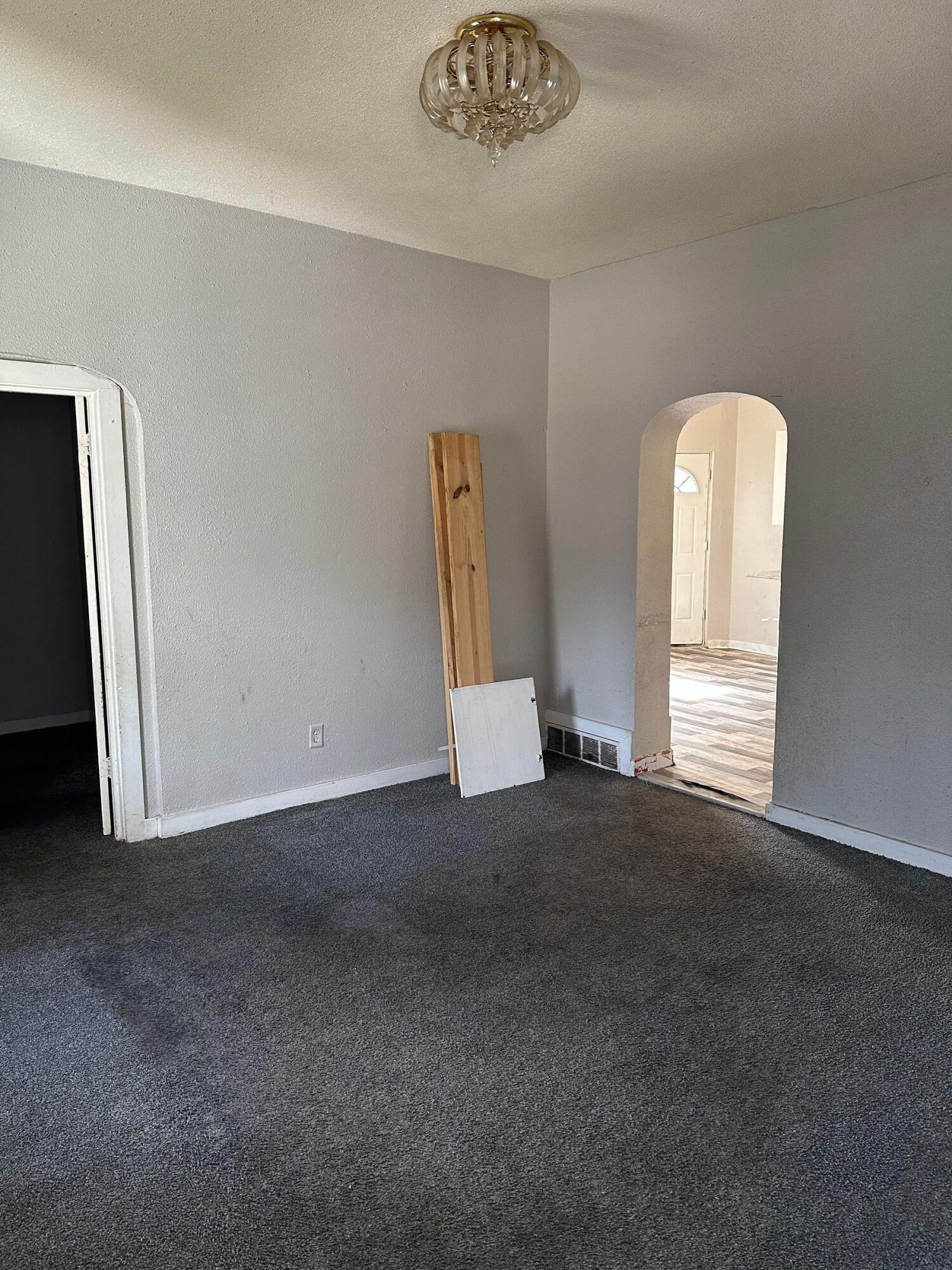 2441 N 1st St Unit: 2443