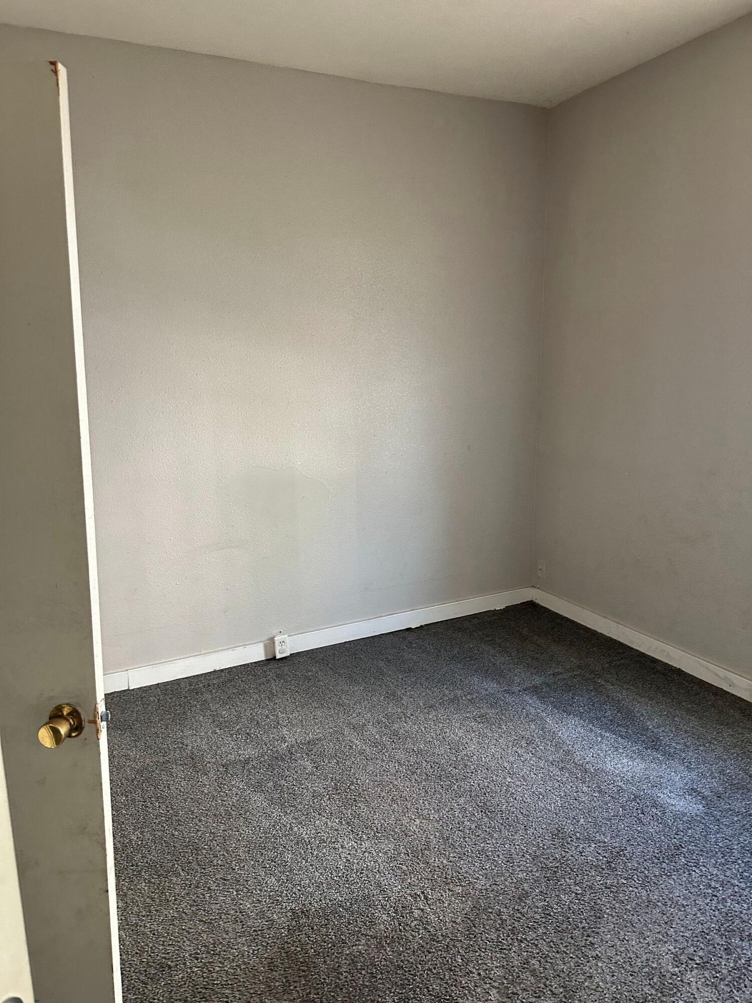 2441 N 1st St Unit: 2443