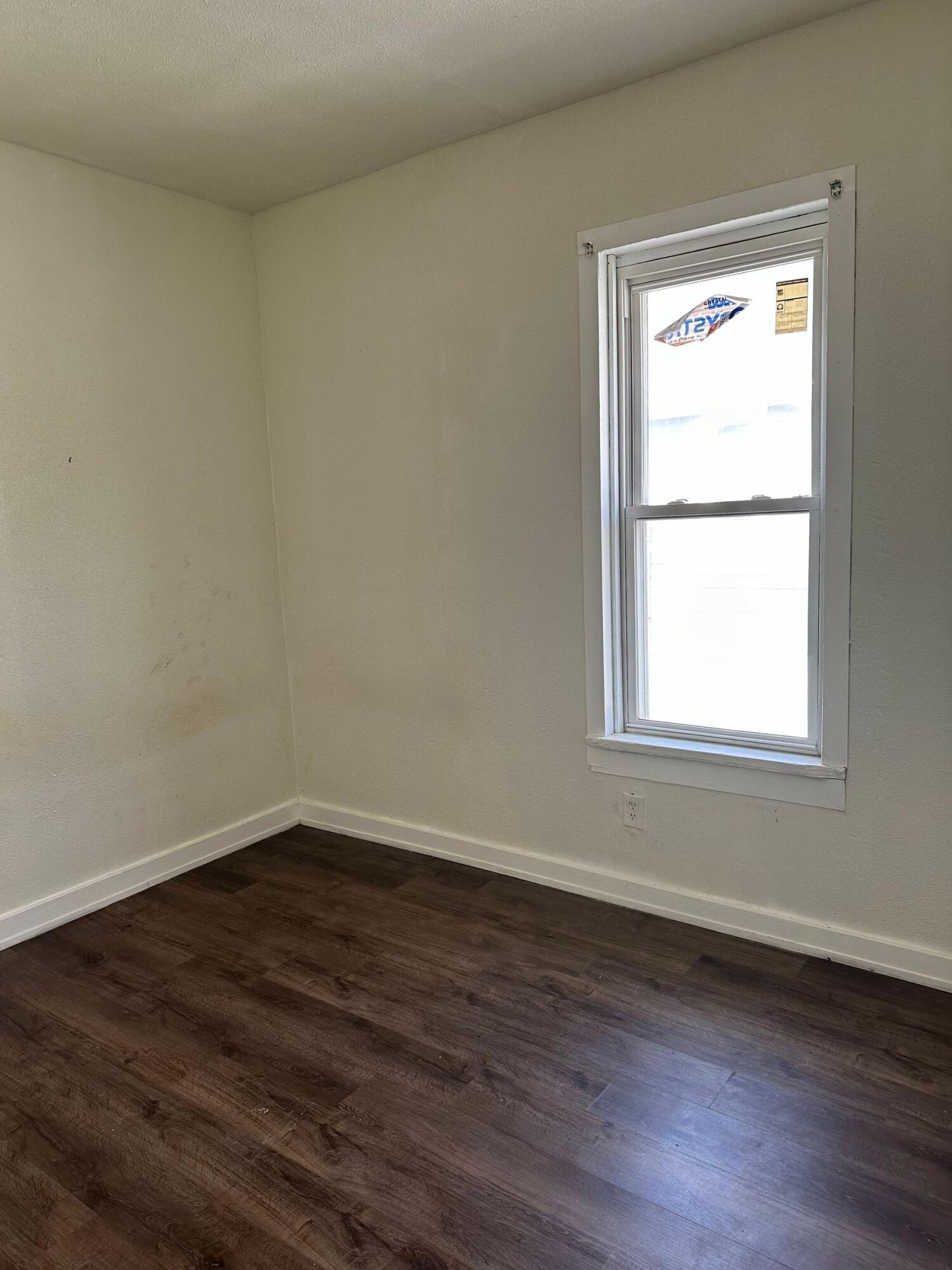 2441 N 1st St Unit: 2443