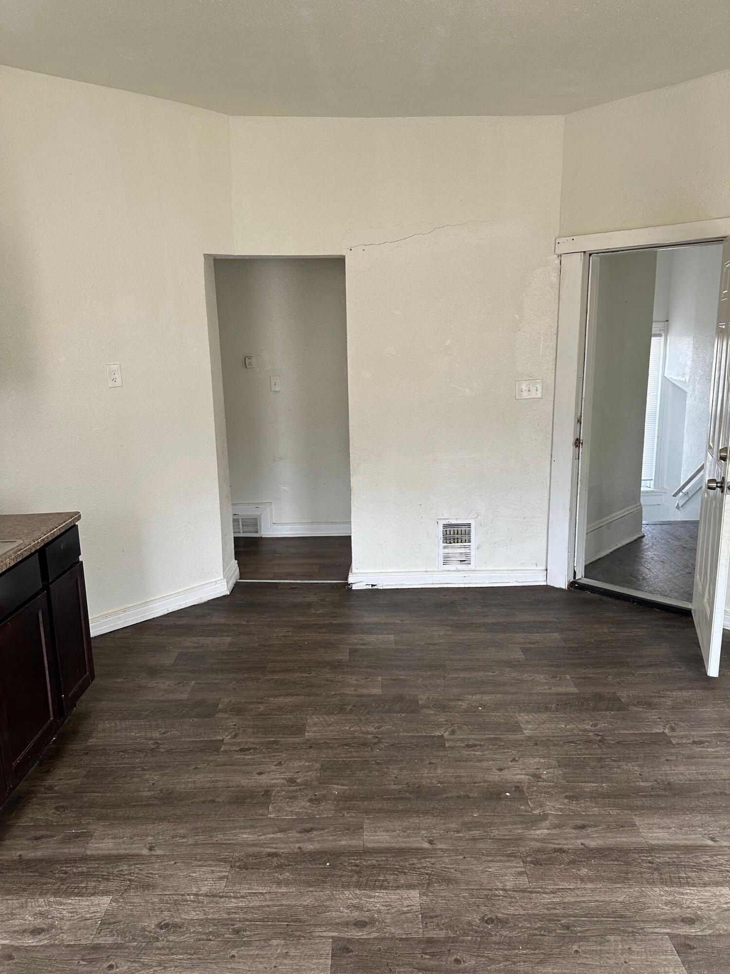 2441 N 1st St Unit: 2443
