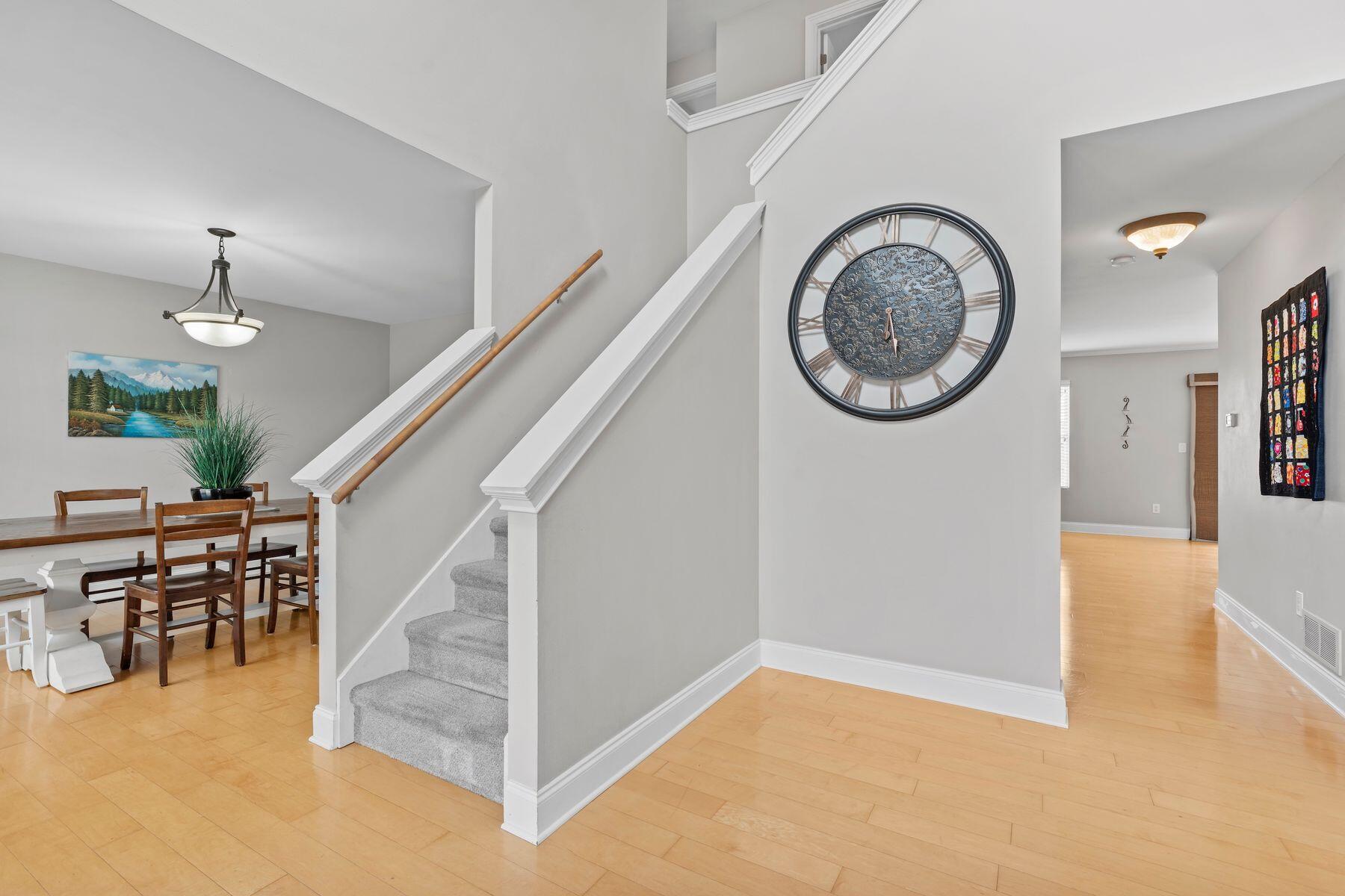 1833 La Belle Springs Ln