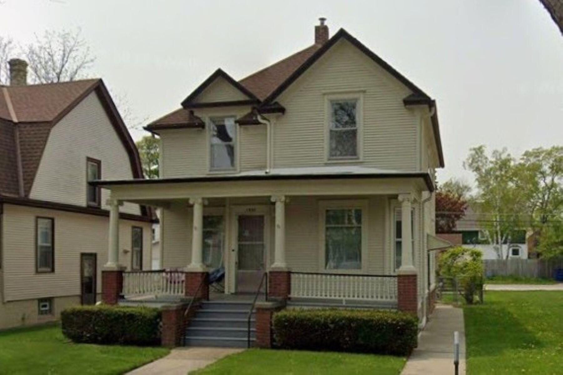 1536 Holmes Ave