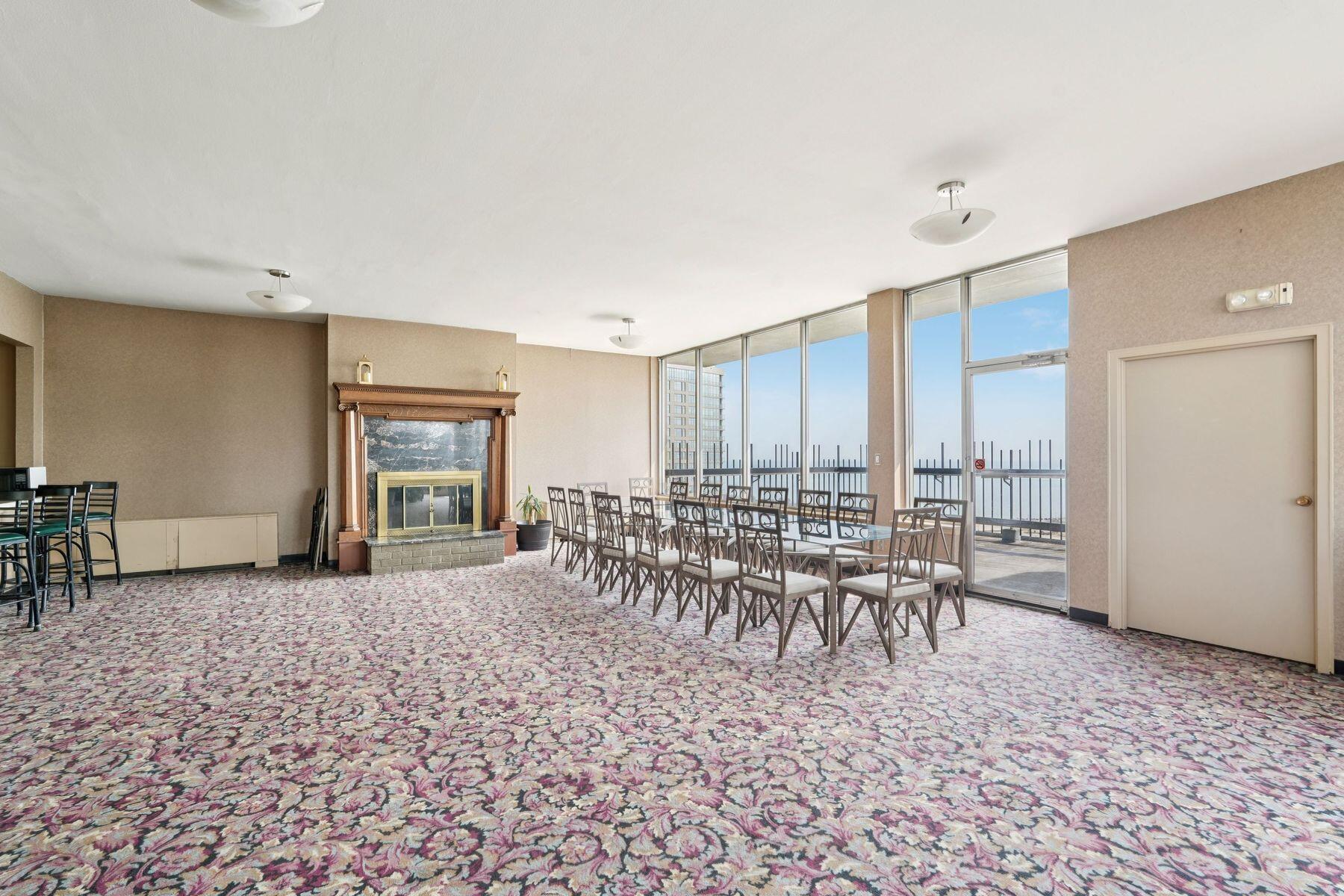 1707 N Prospect Ave Unit: 6E