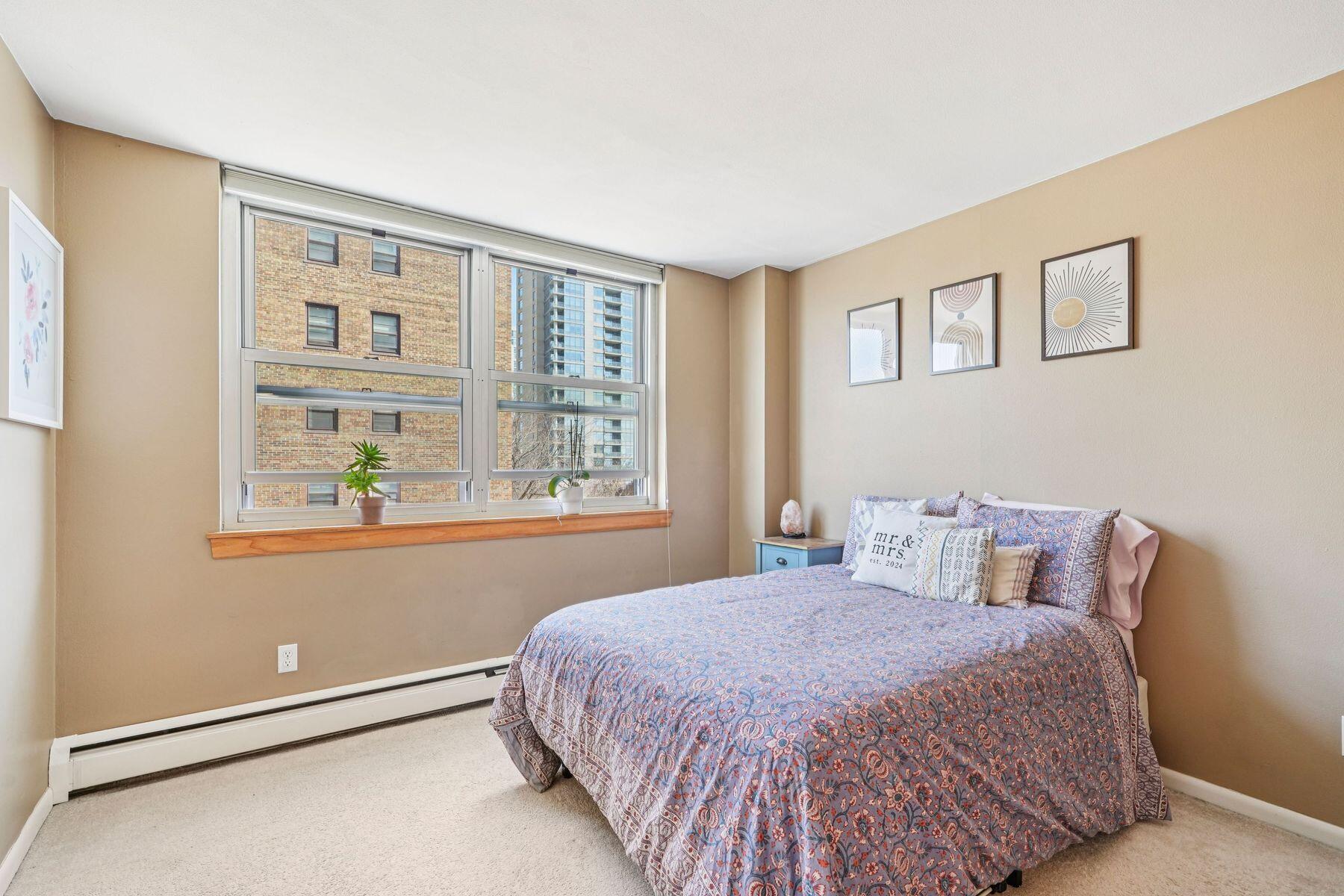 1707 N Prospect Ave Unit: 6E