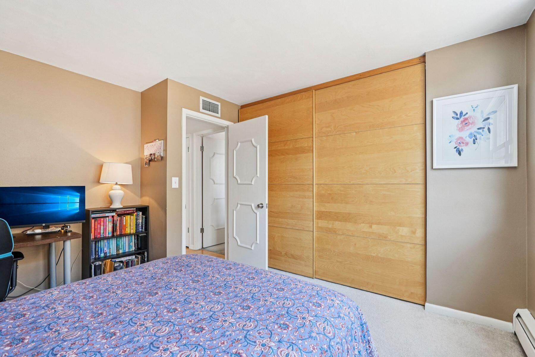 1707 N Prospect Ave Unit: 6E