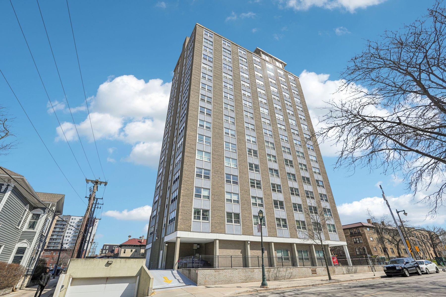 1707 N Prospect Ave Unit: 6E