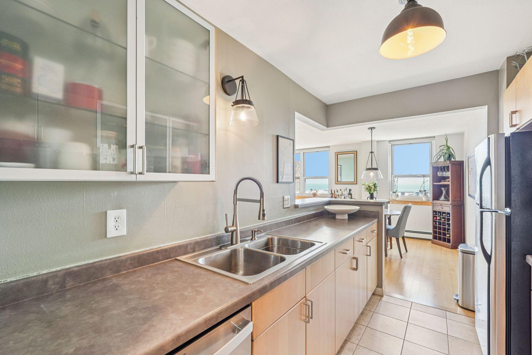 1707 N Prospect Ave Unit: 6E