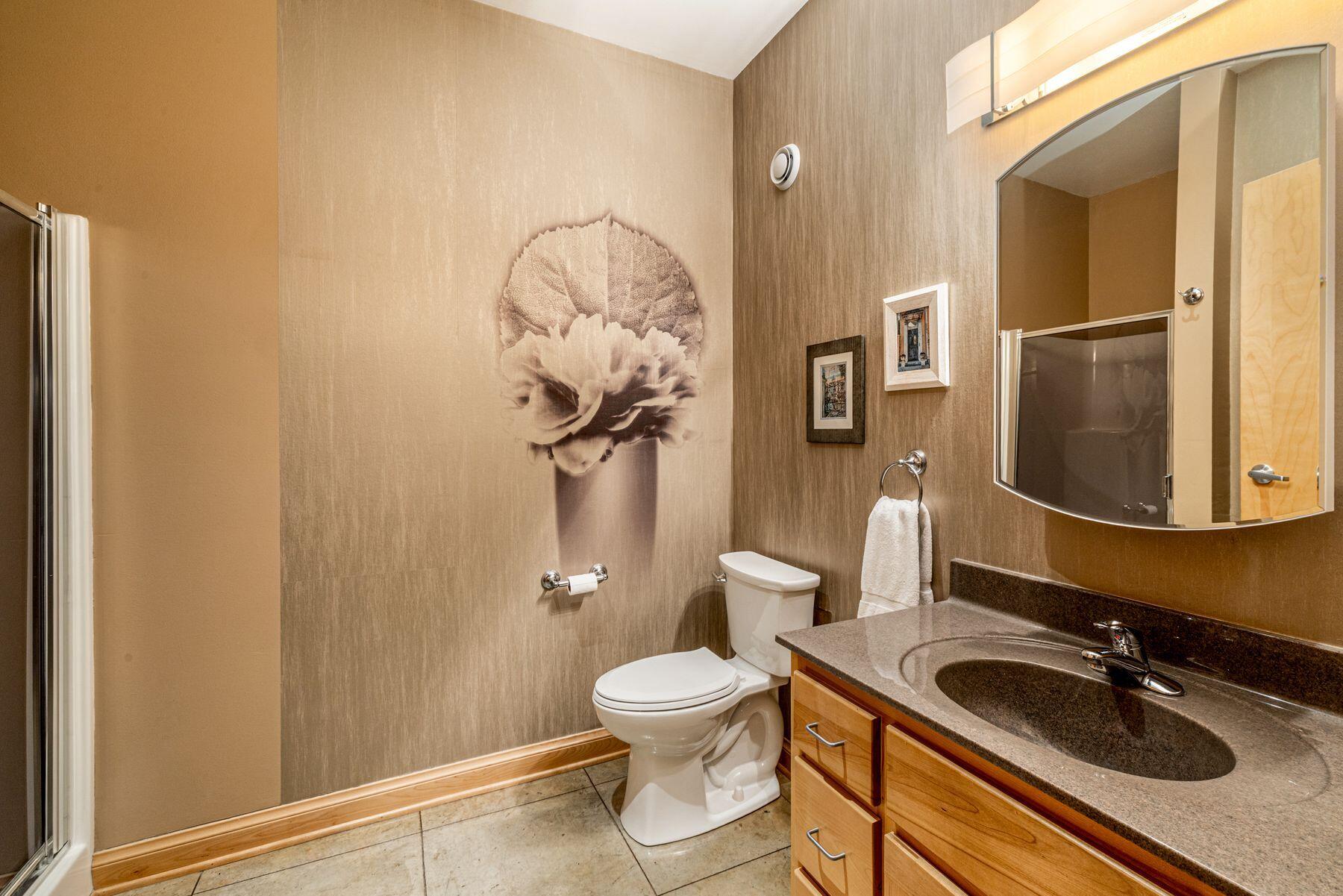 904 E Pearson St Unit: 501