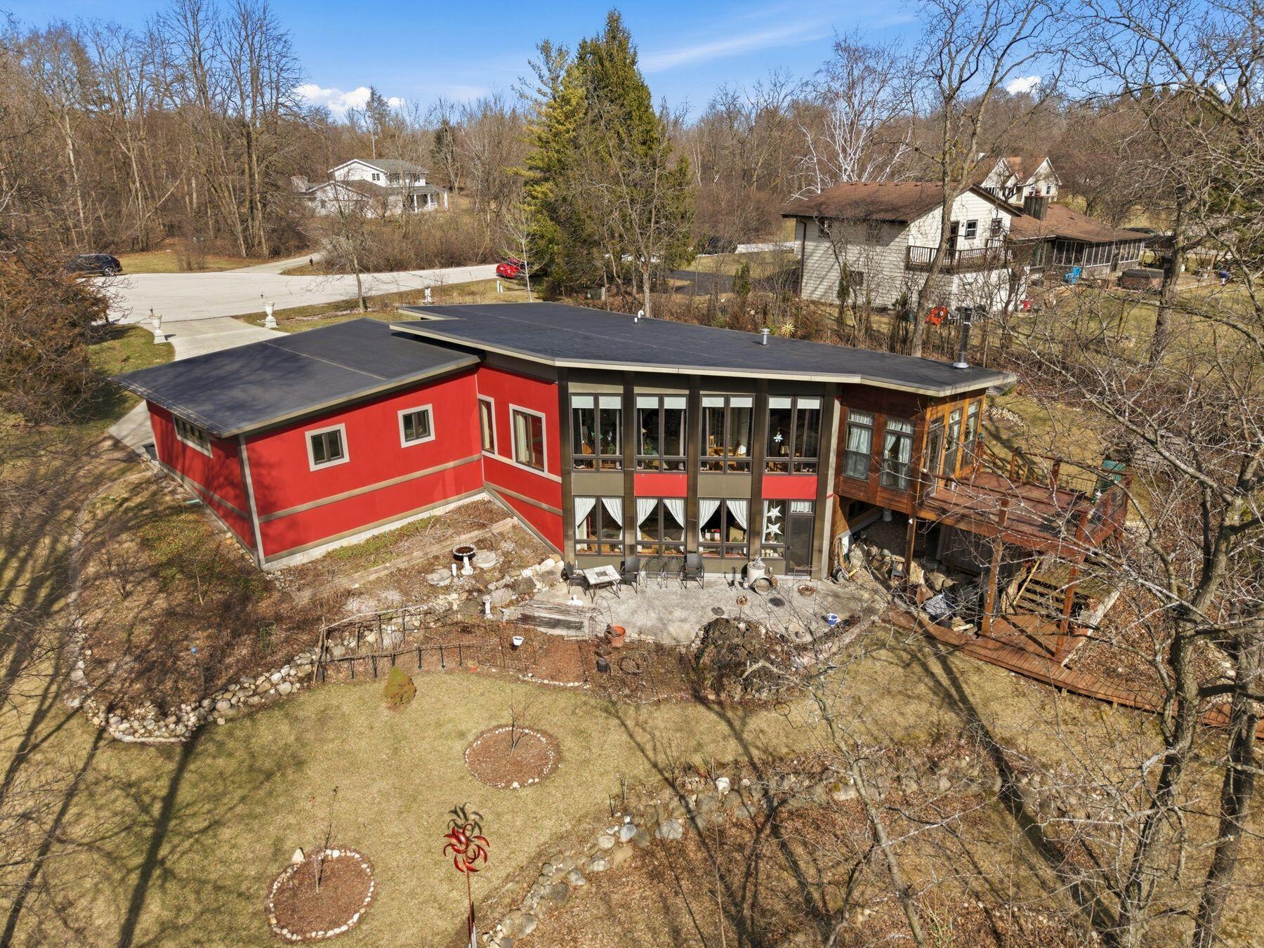 621 Violet Ct