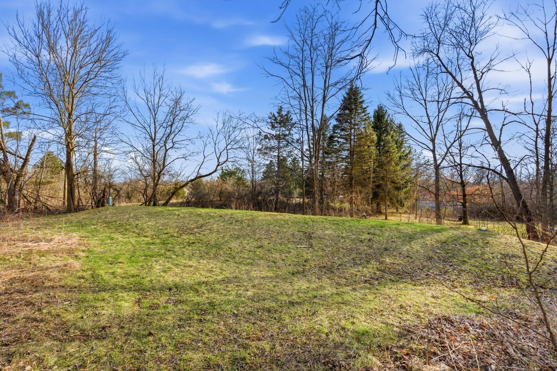 621 Violet Ct