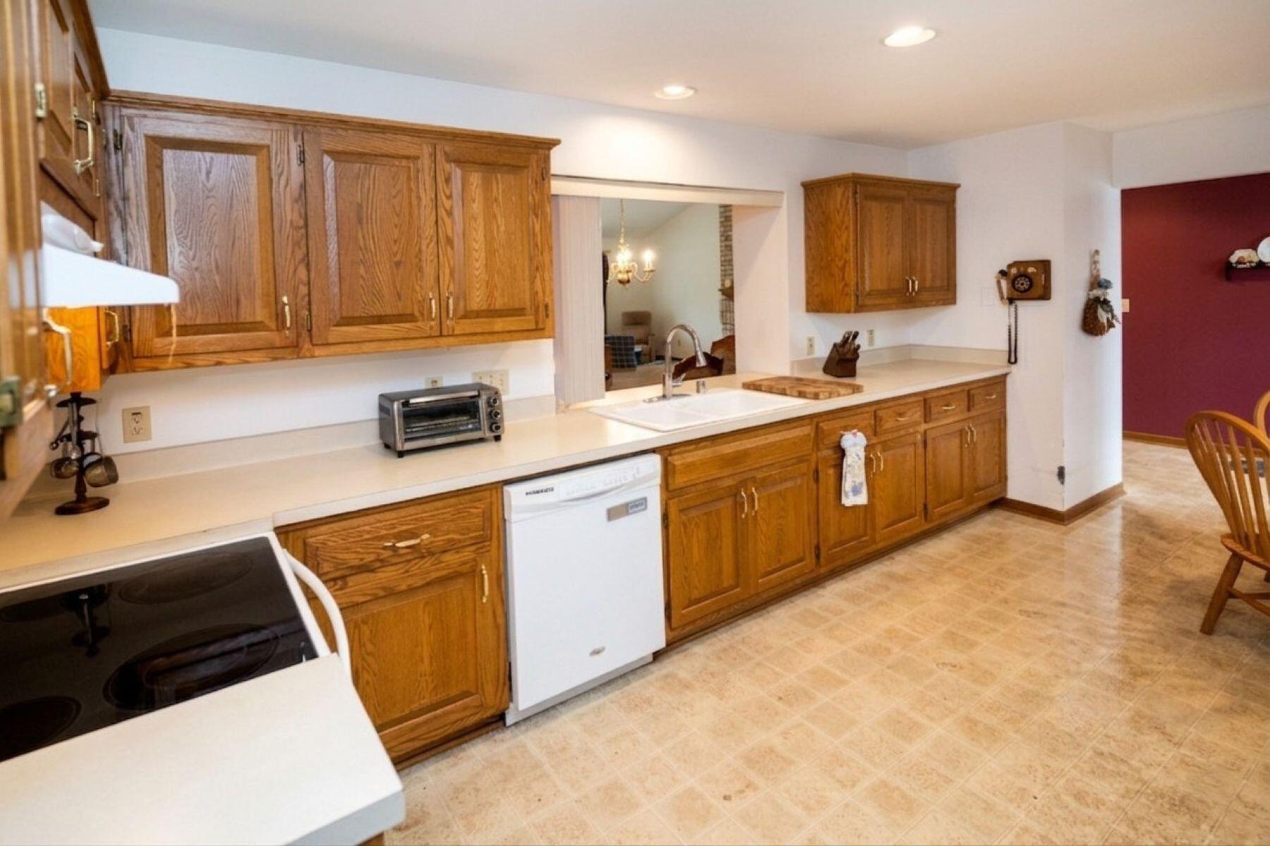 1931 Springbrook - N Unit: D