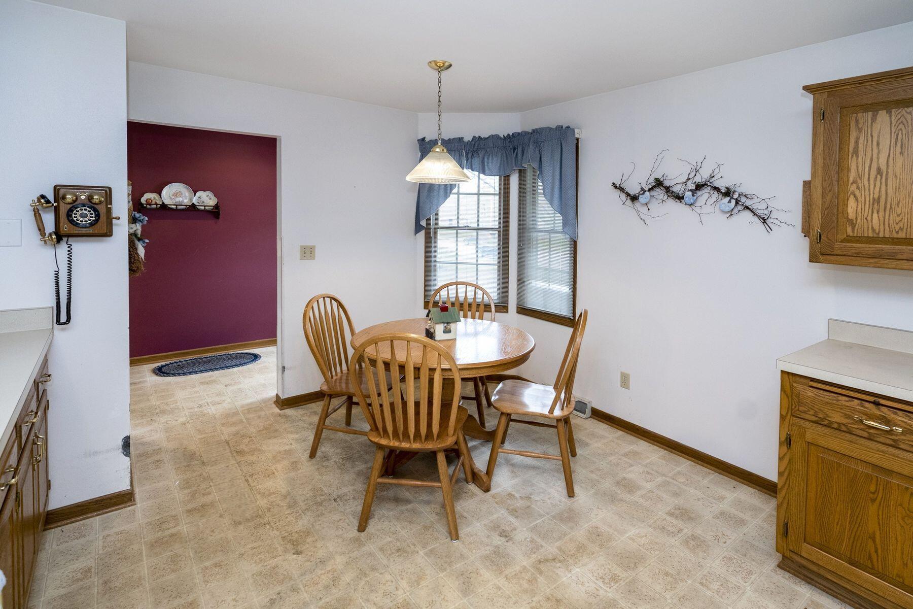 1931 Springbrook - N Unit: D