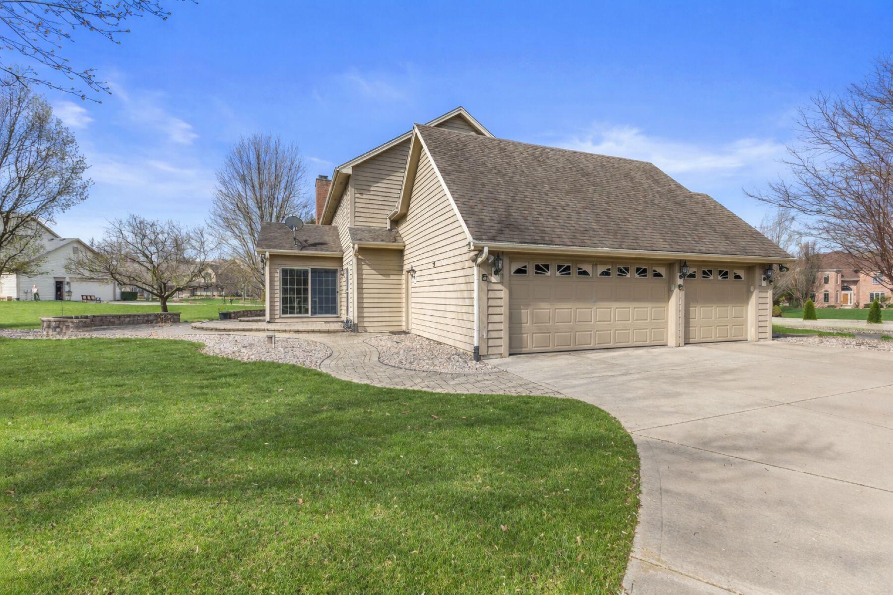 6645 Fieldstone Ct