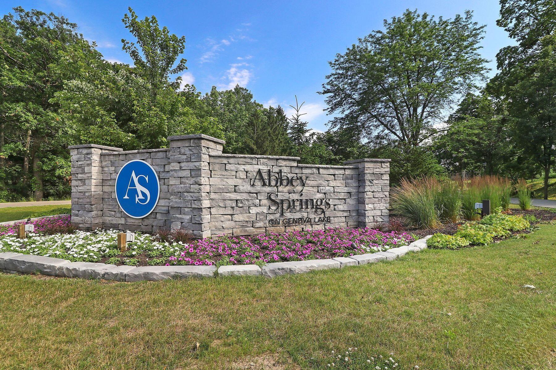 104 Saint Andrews Trl