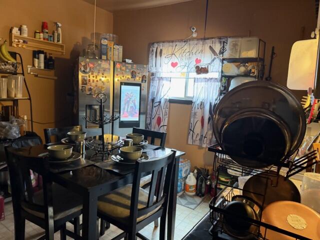 623 W Clarke St Unit: 625