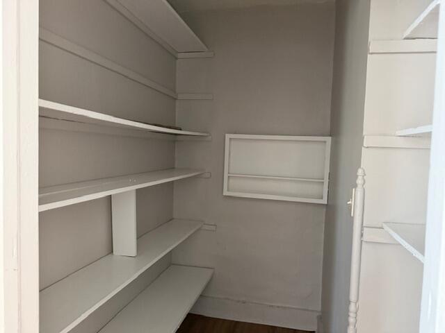 3027 N Holton St Unit: 3029