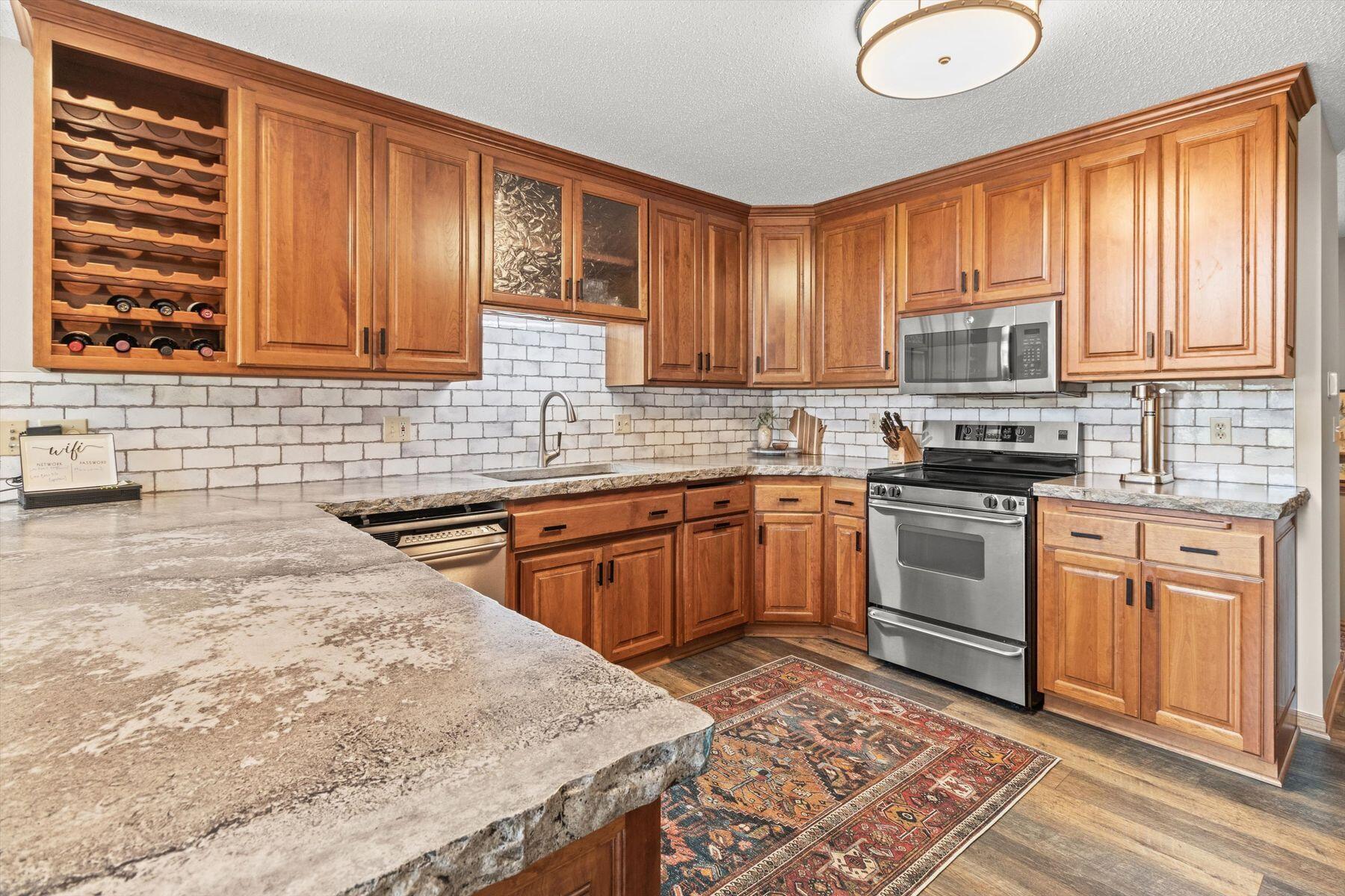 359 Pinehurst Dr