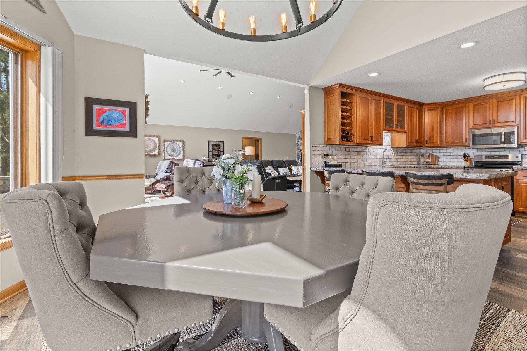 359 Pinehurst Dr