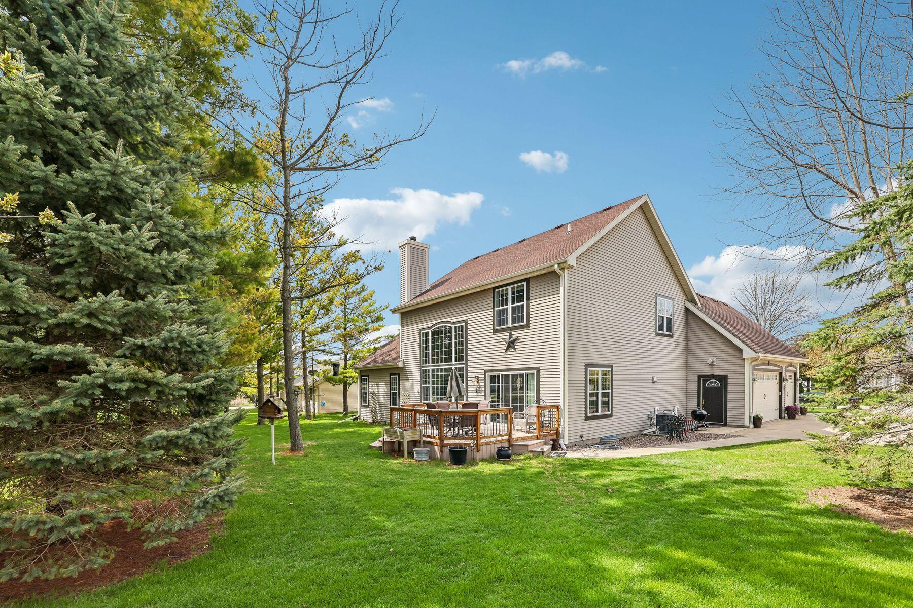 238 E Redding Cir