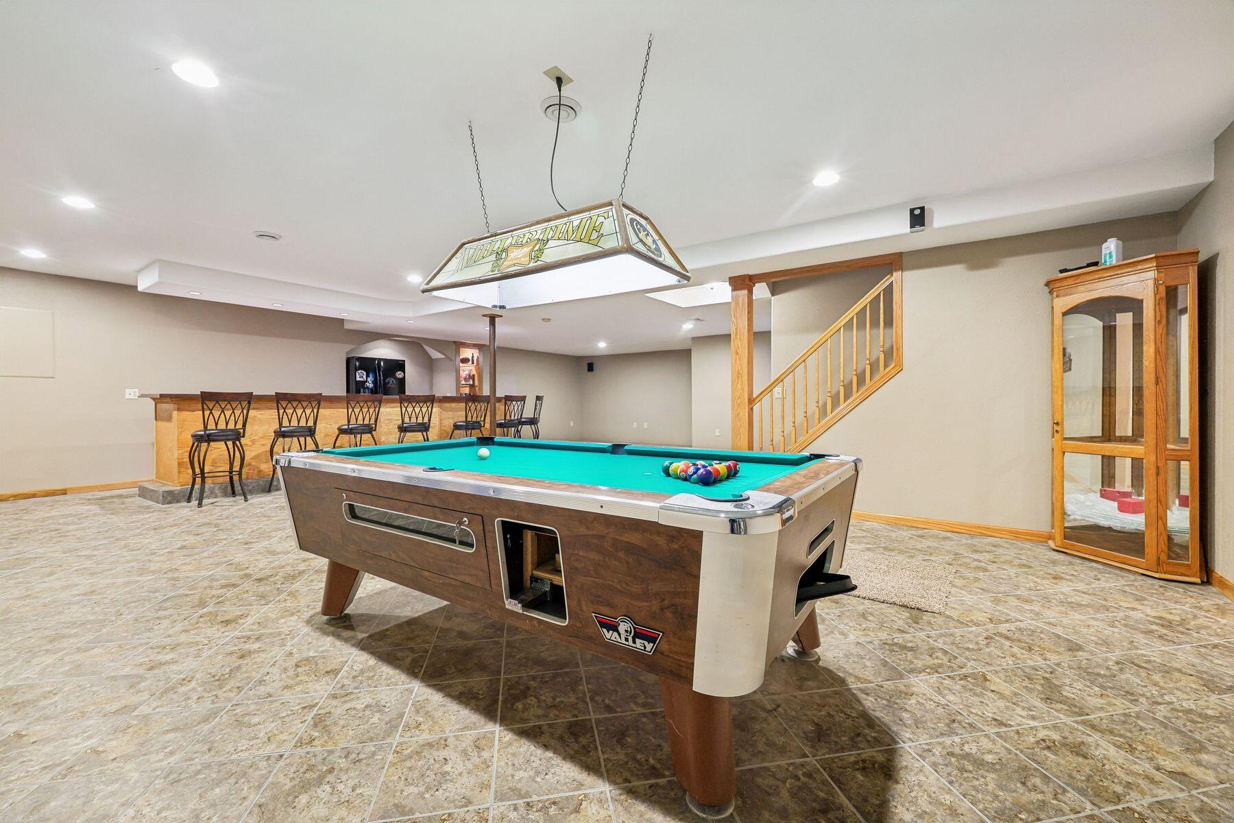 238 E Redding Cir