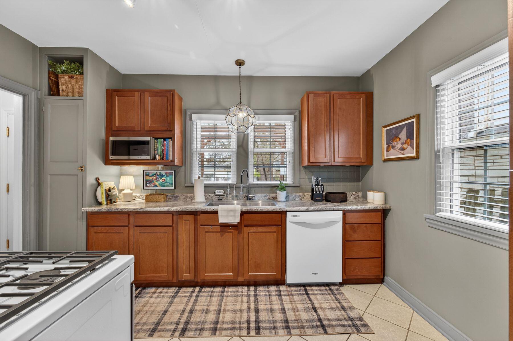 119 N 69th St