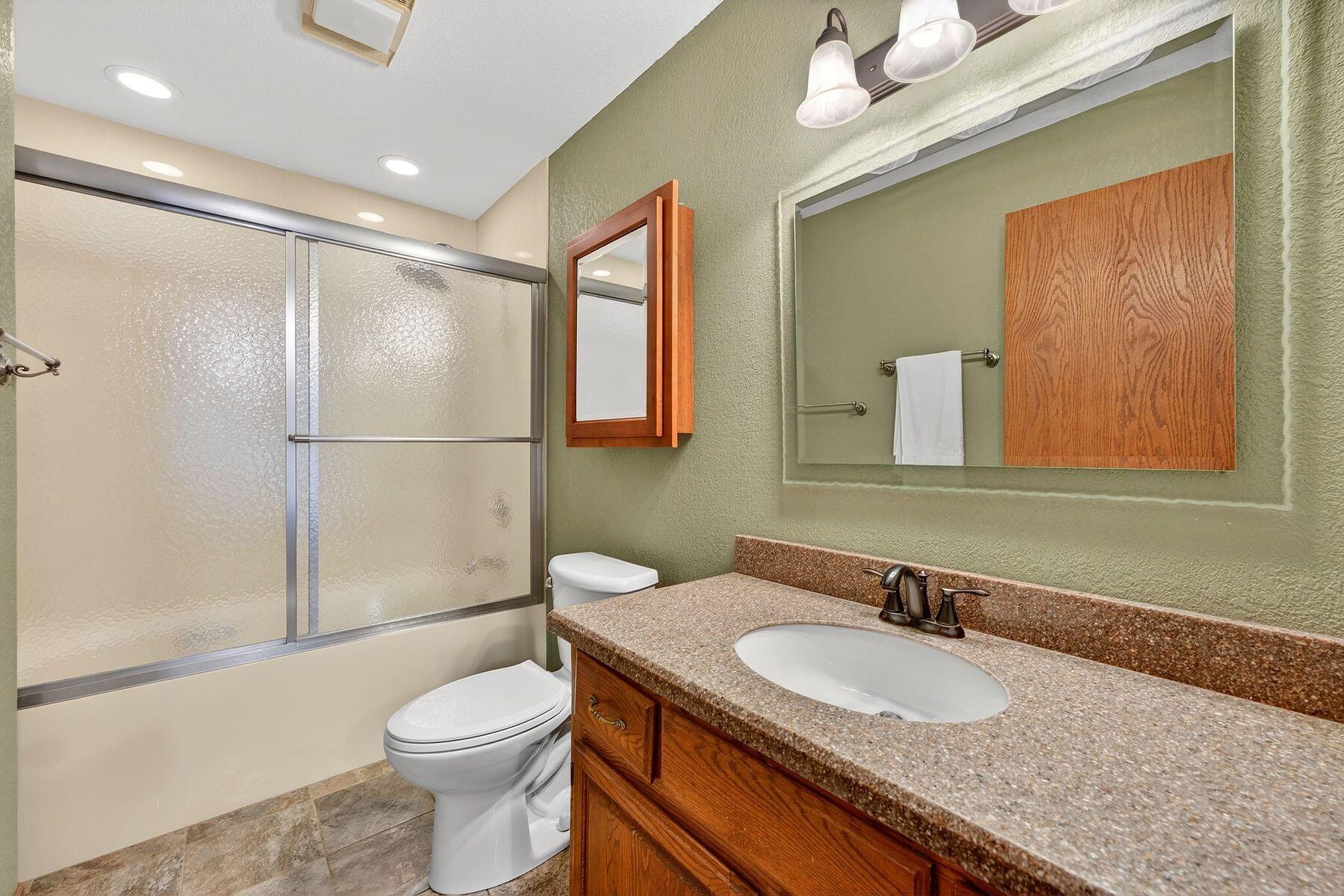 N34W23849 Grace Ave Unit: C