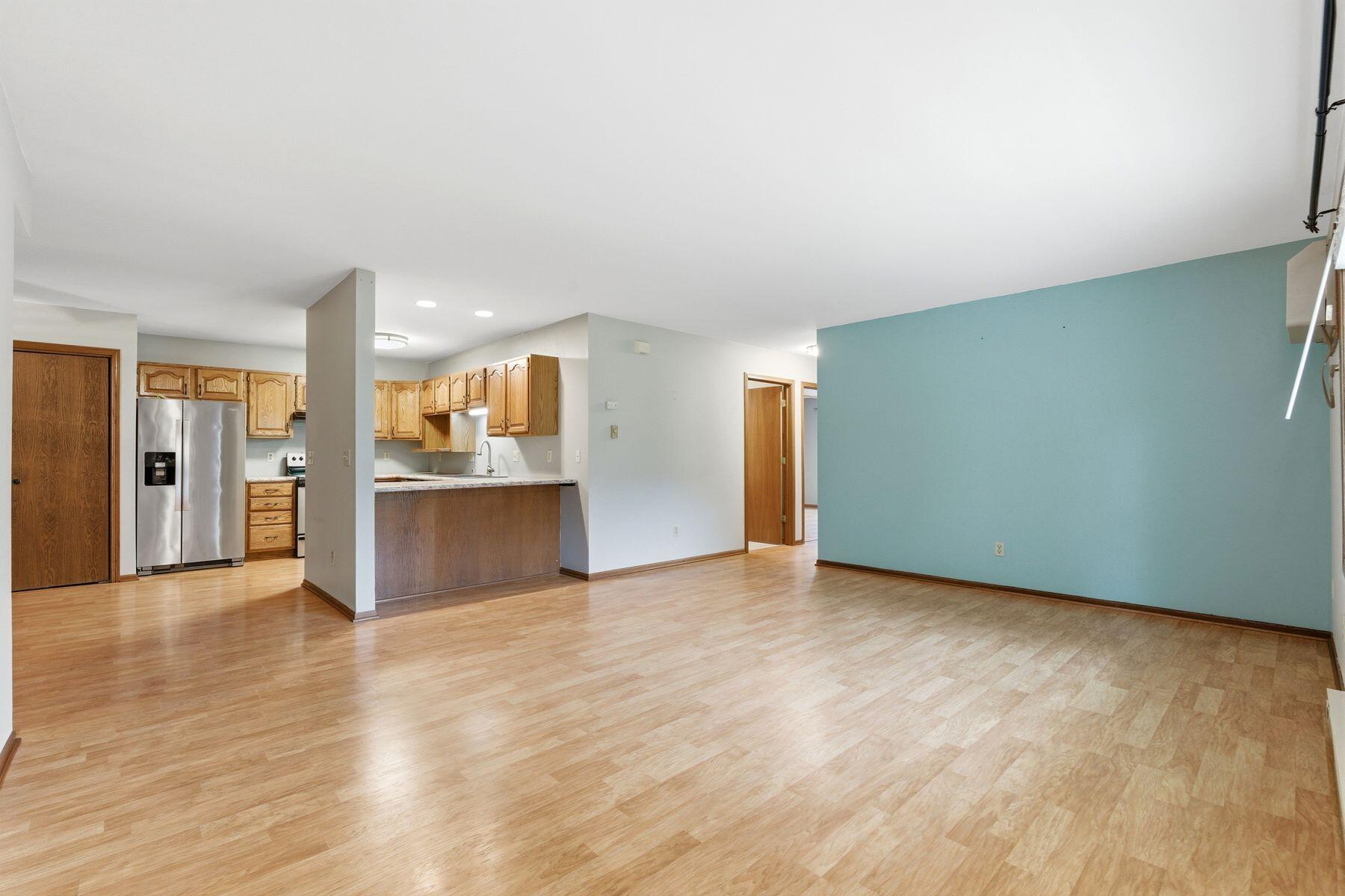 214 Minz Park Cir Unit: 2