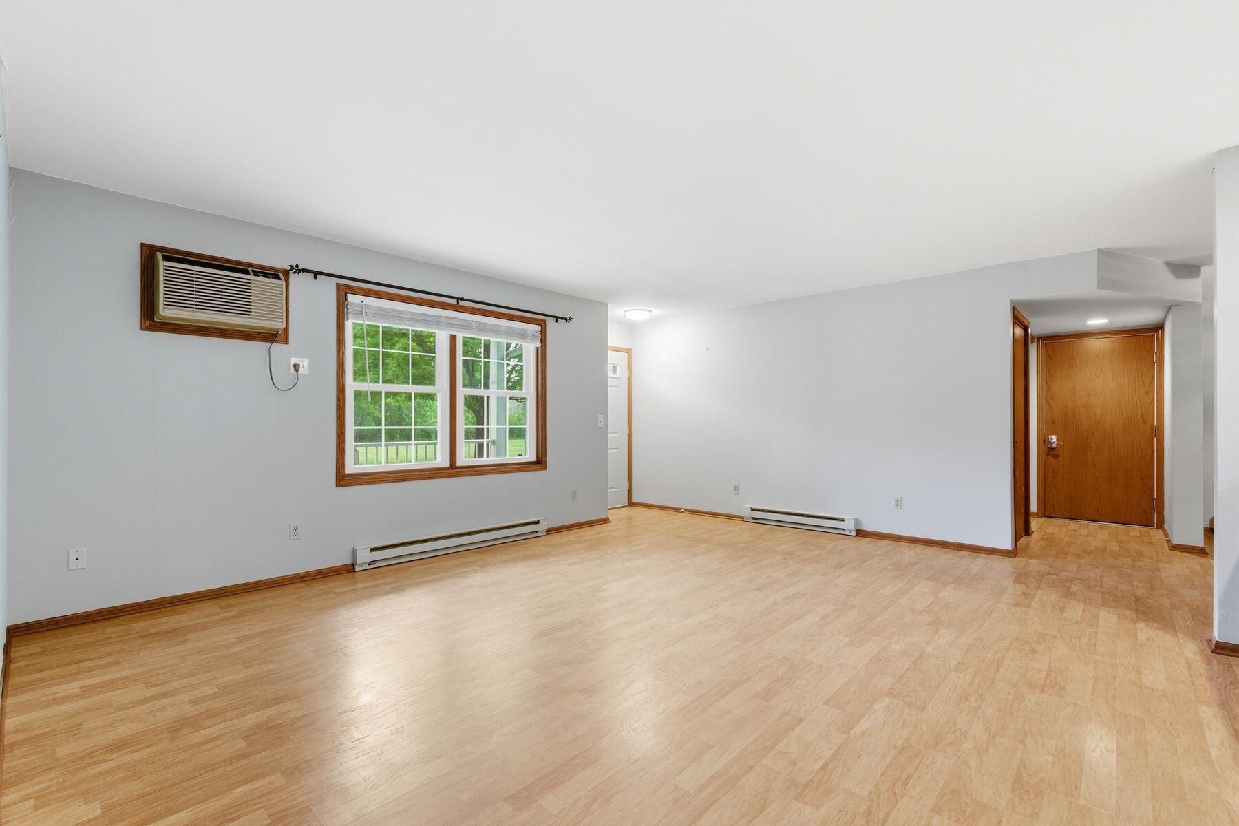 214 Minz Park Cir Unit: 2