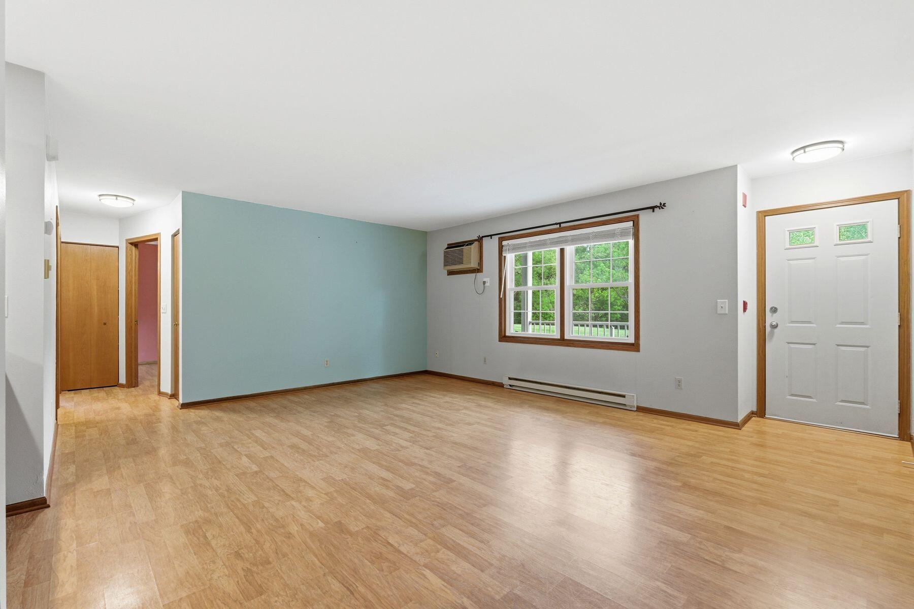 214 Minz Park Cir Unit: 2