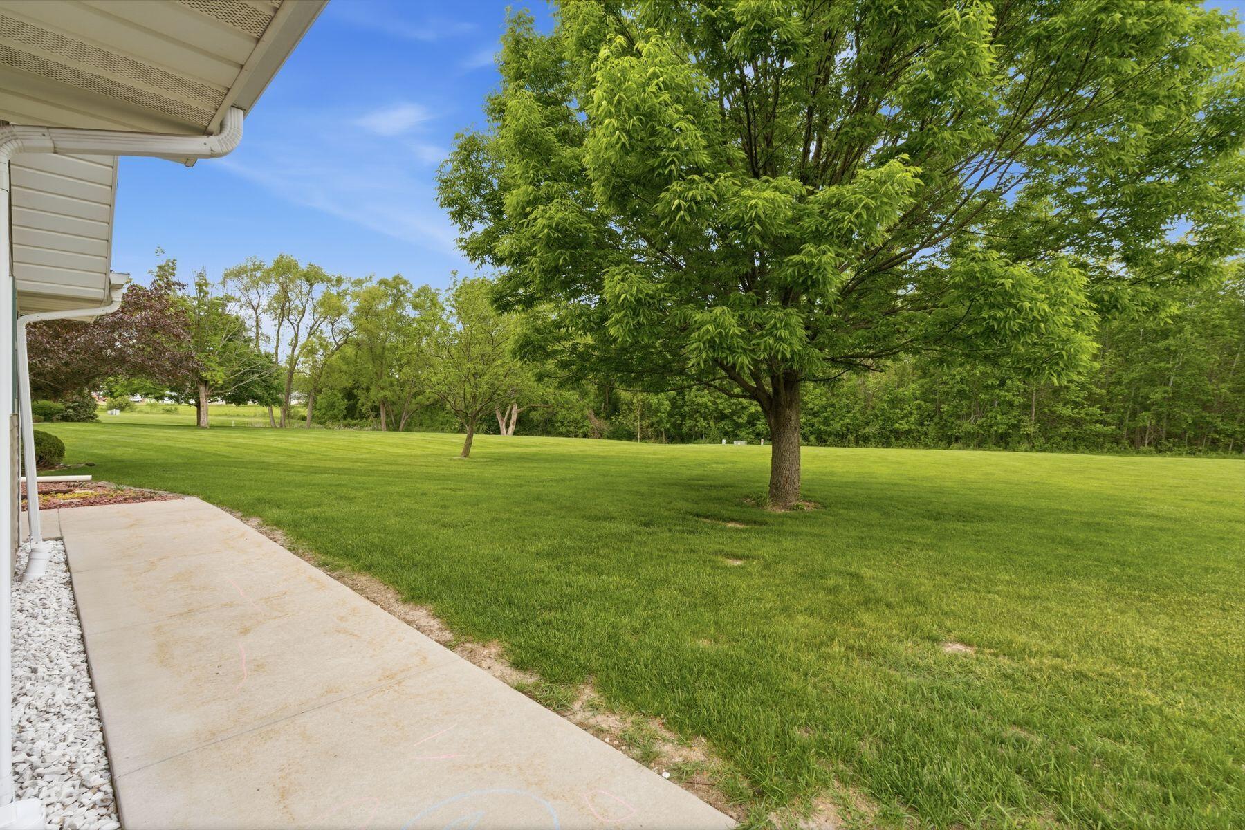 214 Minz Park Cir Unit: 2