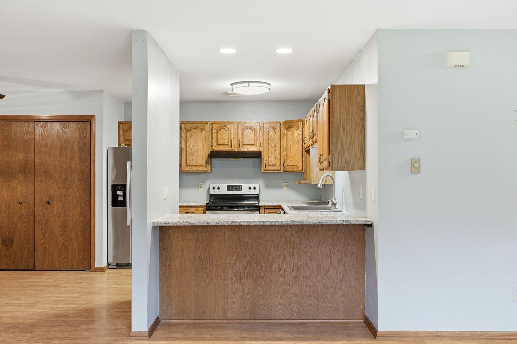 214 Minz Park Cir Unit: 2