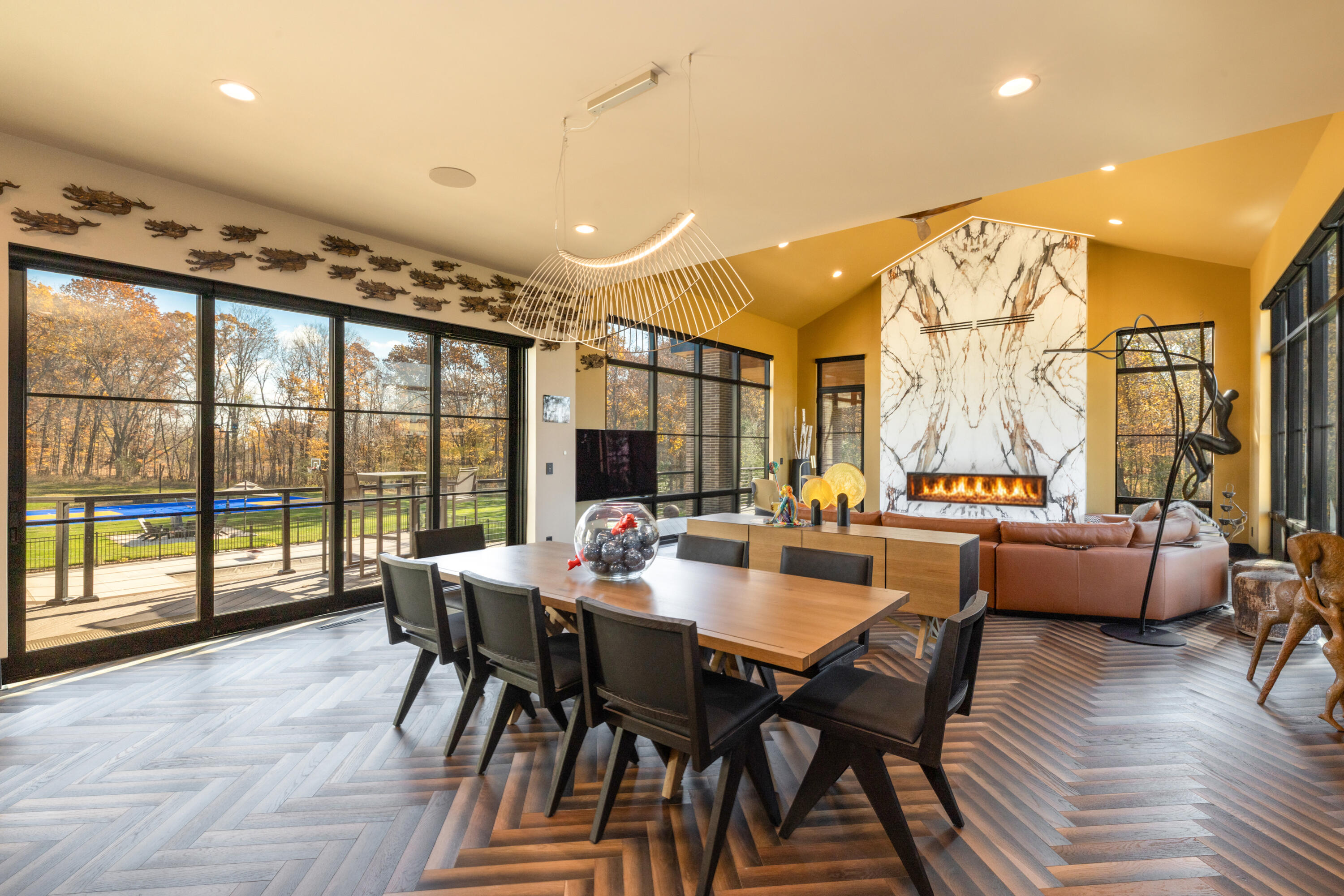3890 Maxon Dr