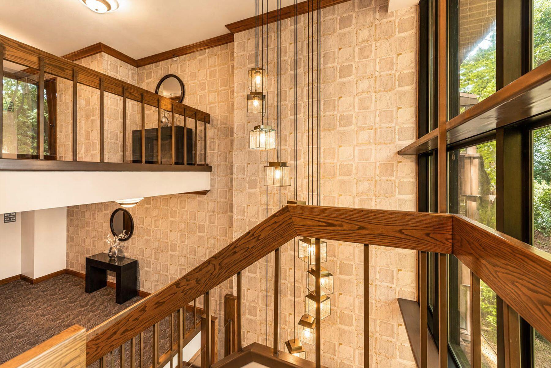 1219 N Jackson St Unit: 308