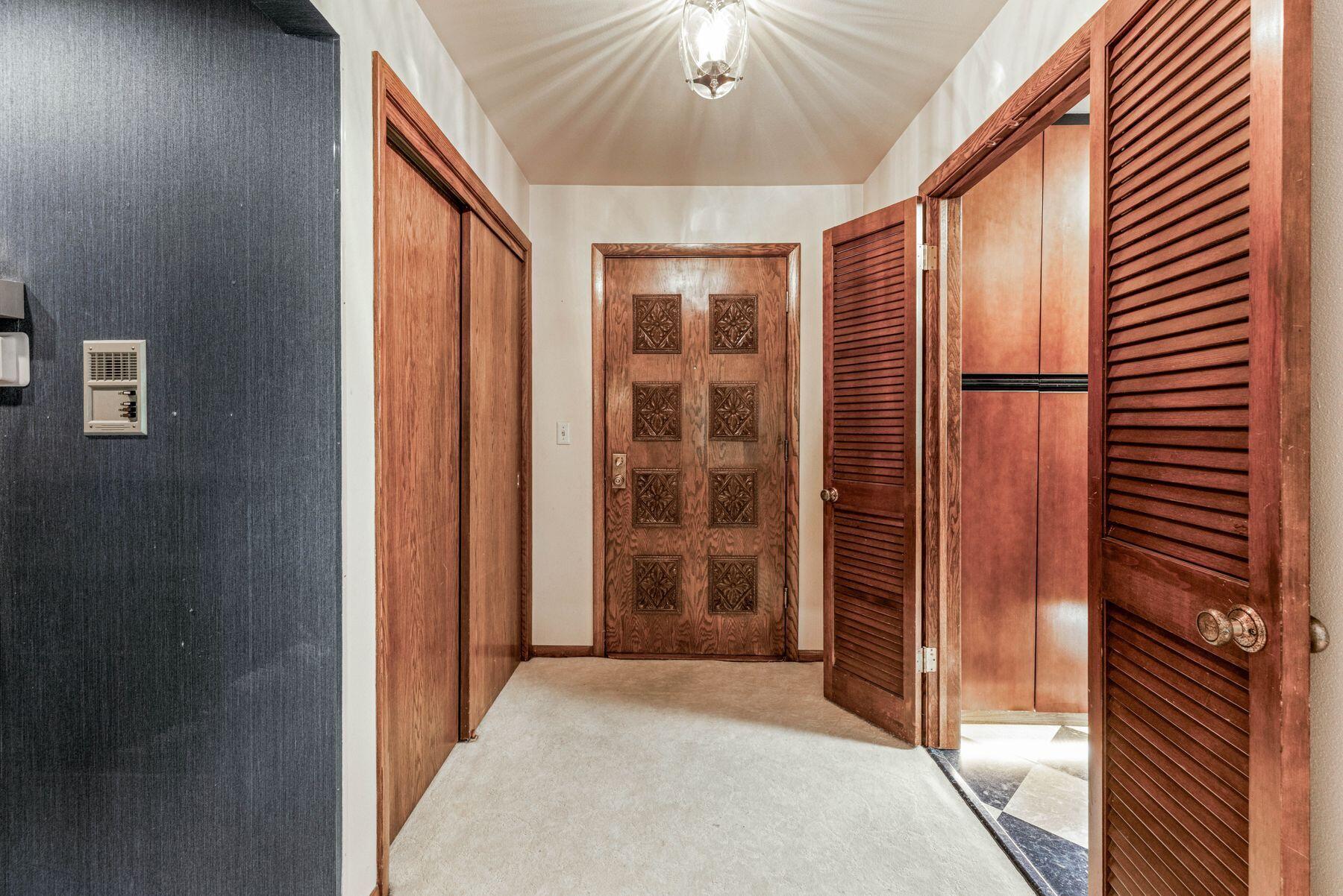 1219 N Jackson St Unit: 308