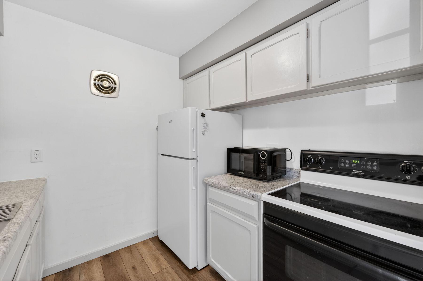 2650 S 60th St Unit: 6