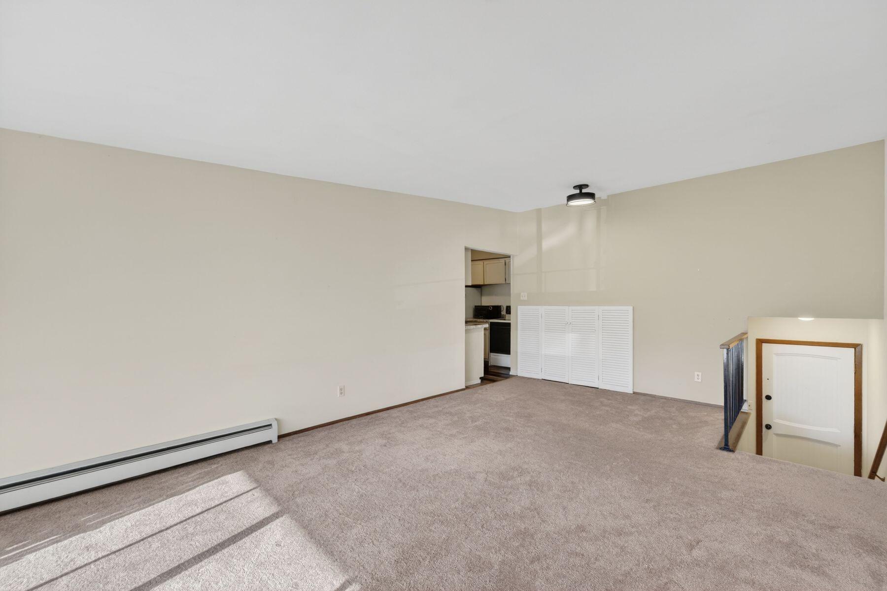 2650 S 60th St Unit: 6