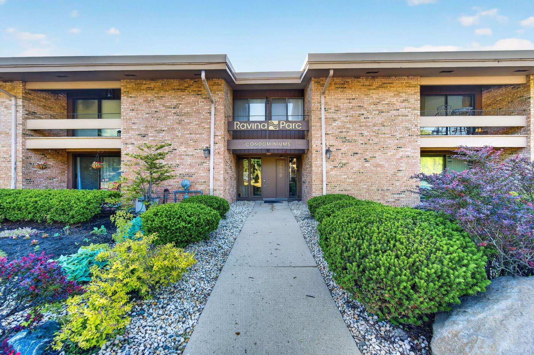 2650 S 60th St Unit: 6