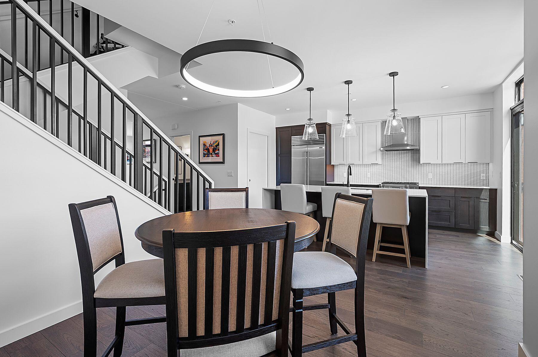 1089 Brookwood Dr