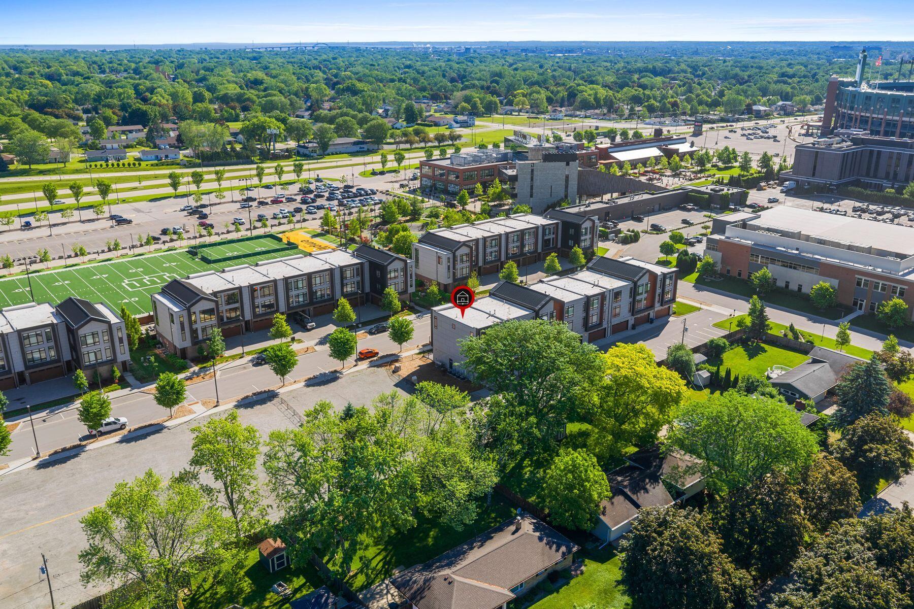 1089 Brookwood Dr