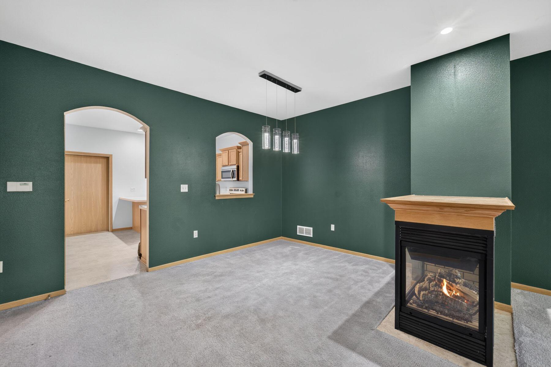 6195 Walnut Ln Unit: 68