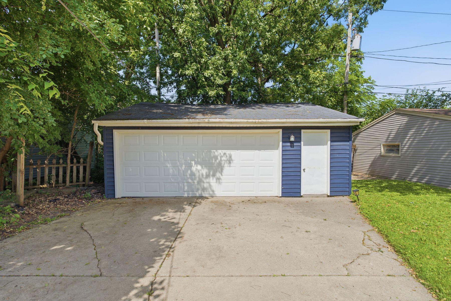 4625 N River Park Blvd