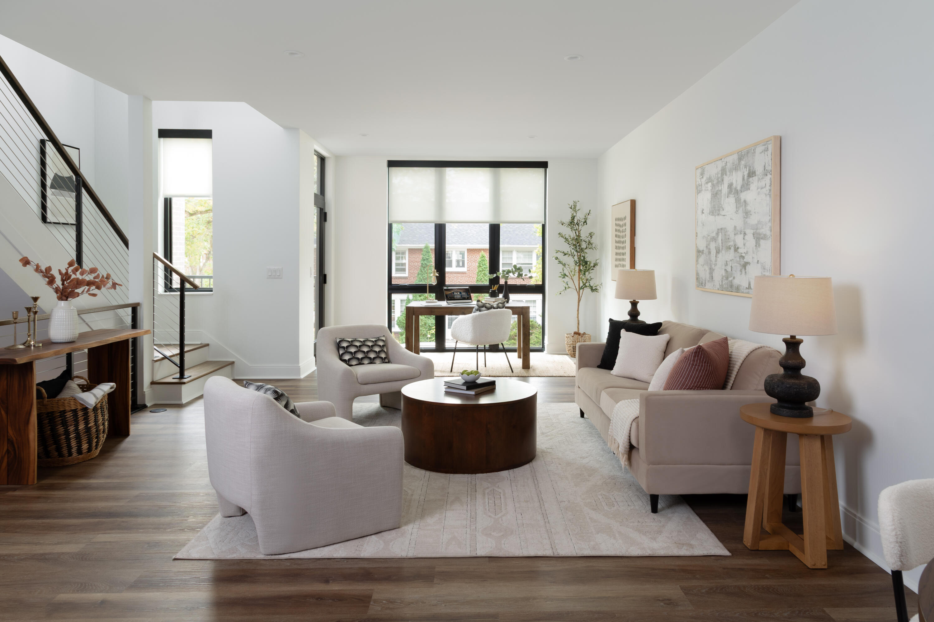 5208 N Hollywood Ave
