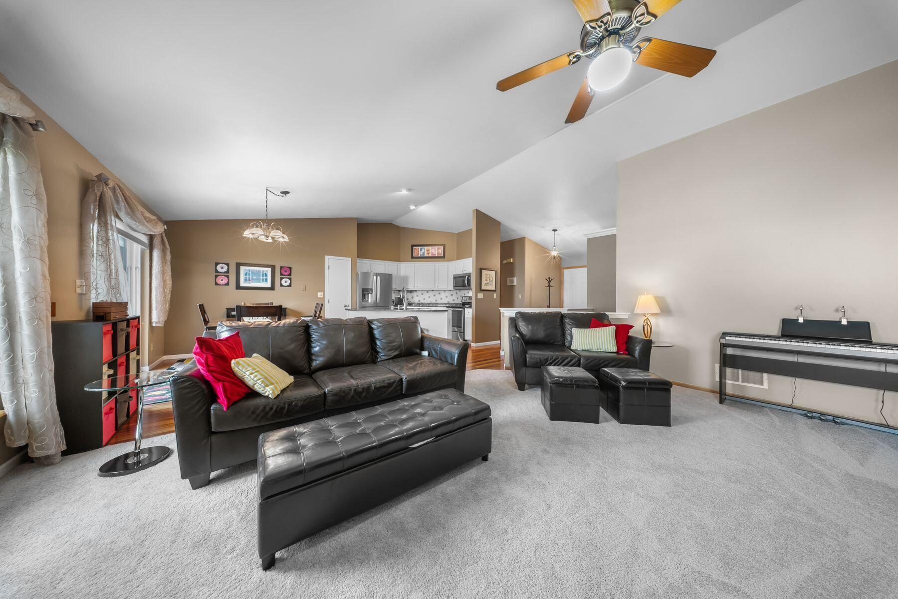2336 N University Dr