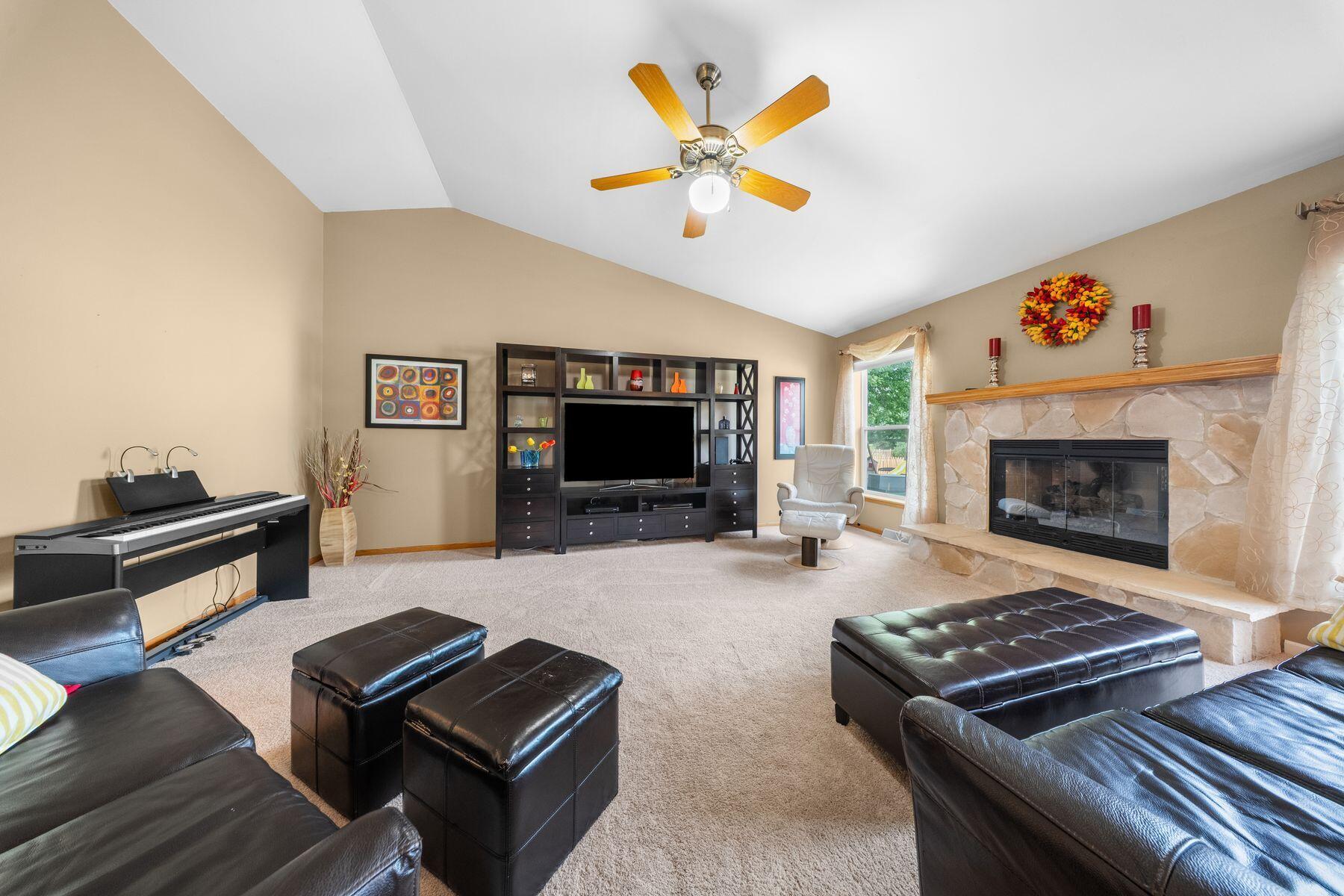 2336 N University Dr