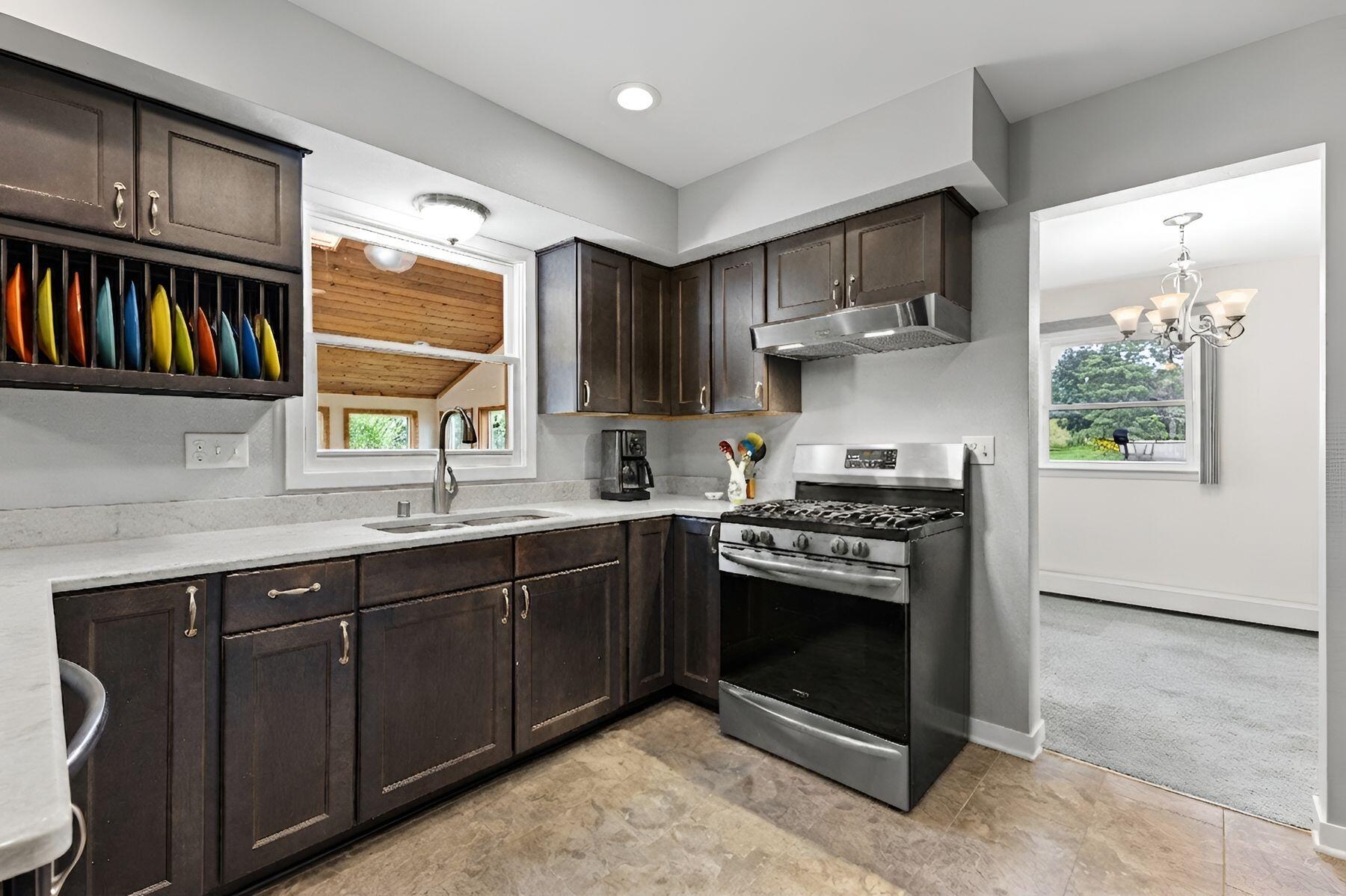 4008 Mallard Ln